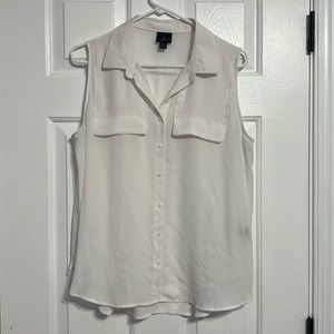 Worthington | Sleeveless Collared white blouse